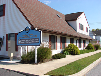 2 professional office buildings and 3 apartment units in Georgetown, Delaware.